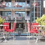 Elysee 4* Тирана