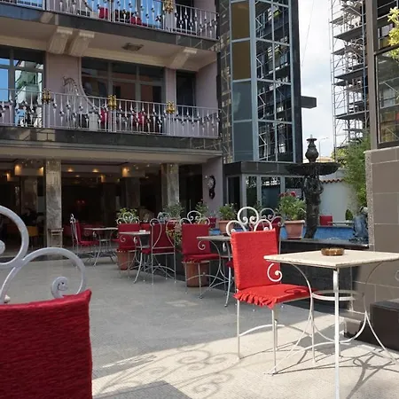 Elysee Tirana