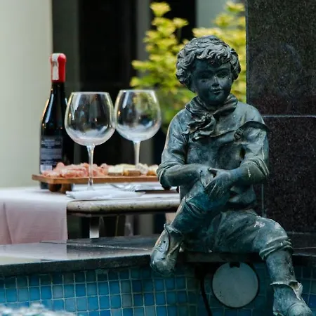 Elysee Hotel Tirana