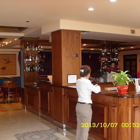 Elysee Hotel