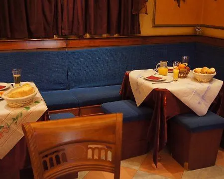 Elysee Hotell Tirana