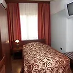 Elysee Hotel 4*